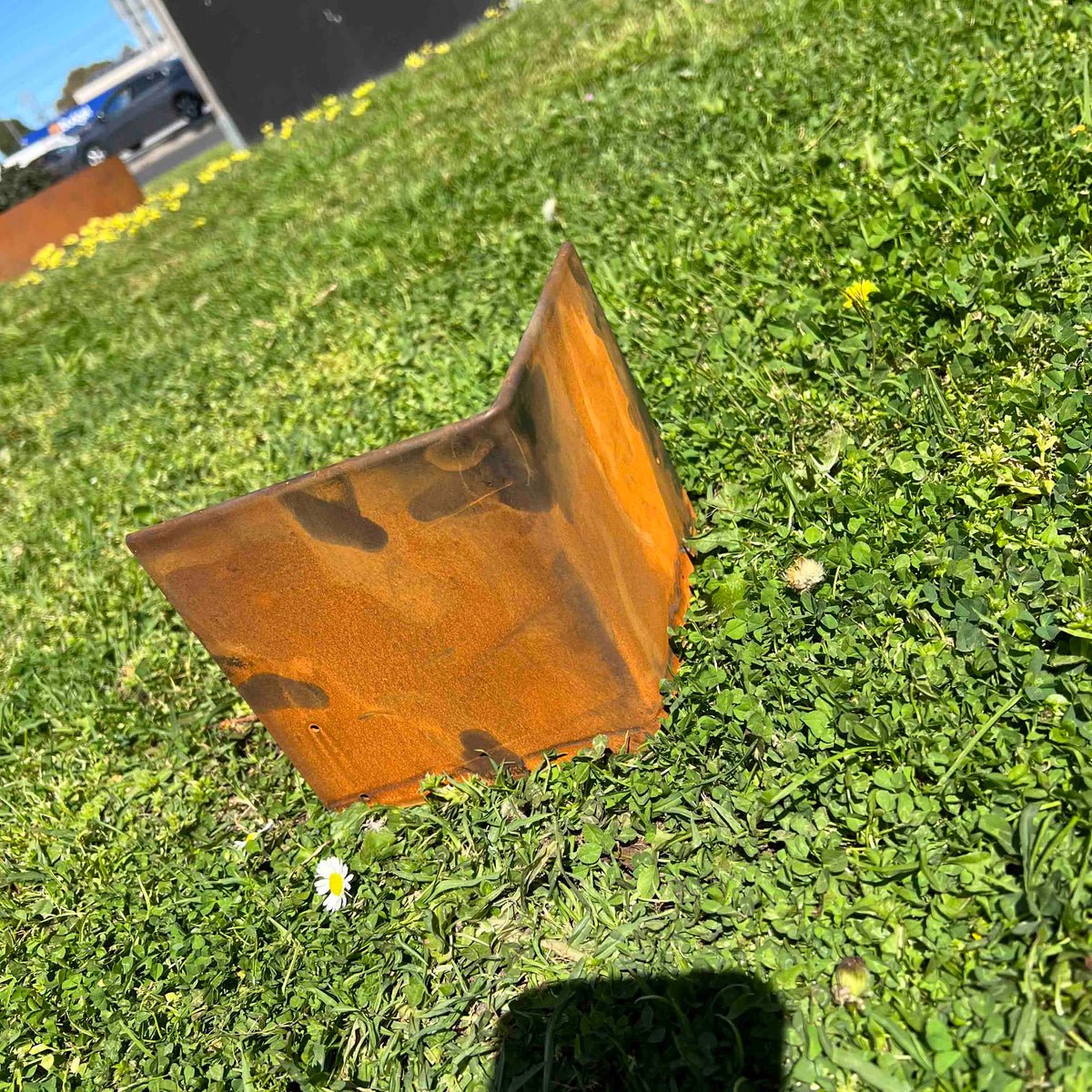 Safe Edge Corten Steel External Corner With Safety Fold