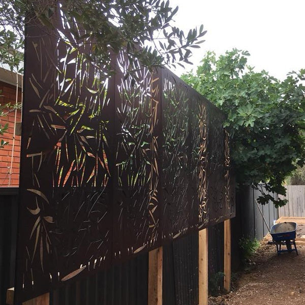 Rust Metal Budget Screen Jungle