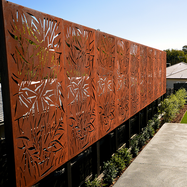 Rust Metal Budget Screen Jungle