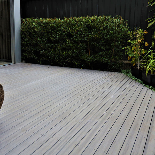 Modwood - Natural Grain Collection - Composite Deck - Silver Gum